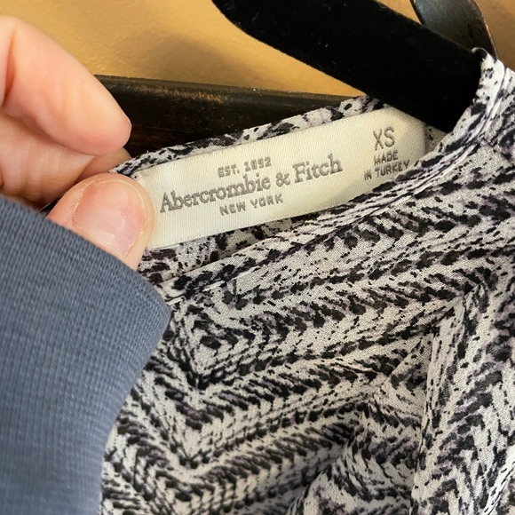 Abercrombie and fitch blouse - Picture 5 of 5